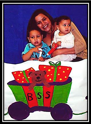 Christmas picture with a family at BSS